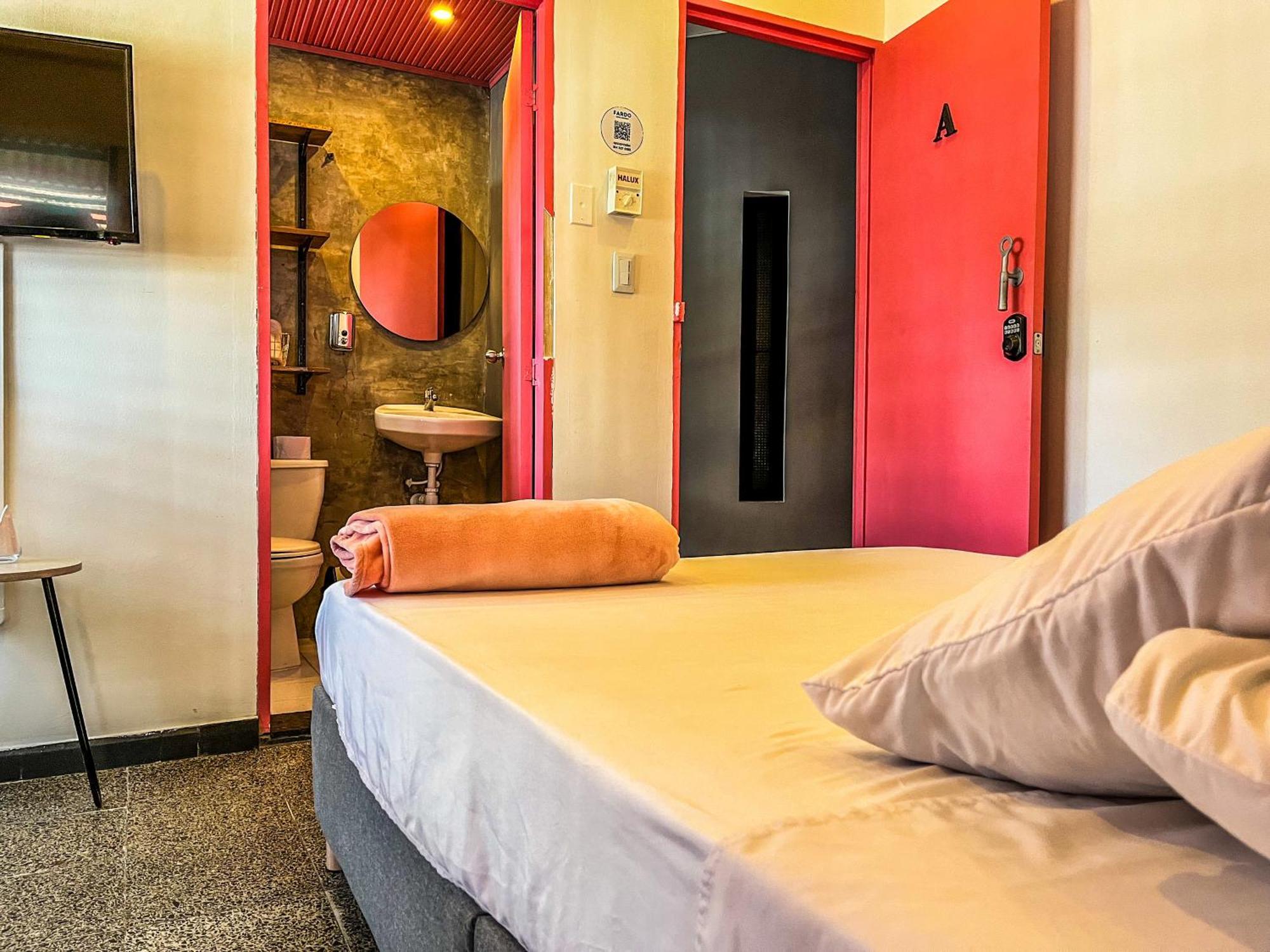 Fardo Hotel Boutique En Ibague - Zona G - Recepcion Digital 24H Экстерьер фото